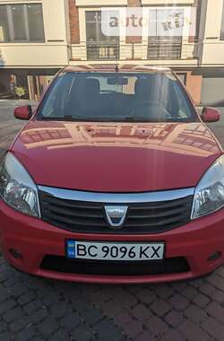 Хетчбек Dacia Sandero 2010 в Львові