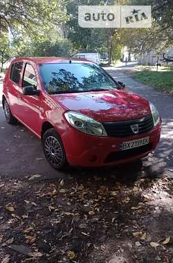 Хетчбек Dacia Sandero 2012 в Хмельницькому