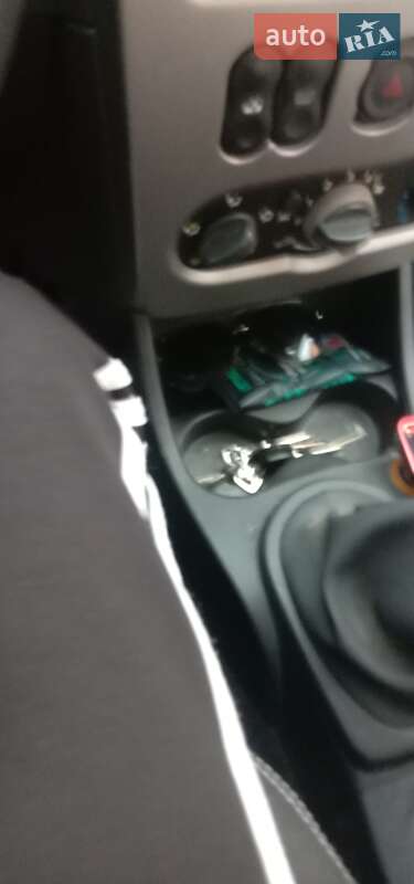 Хетчбек Dacia Sandero 2010 в Лохвиці