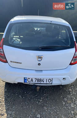 Хетчбек Dacia Sandero 2012 в Коломиї