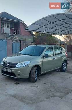 Хетчбек Dacia Sandero 2009 в Одесі