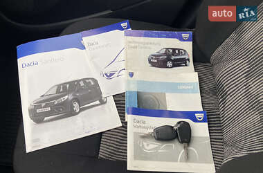 Хэтчбек Dacia Sandero 2008 в 