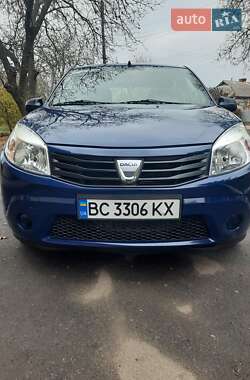 Хетчбек Dacia Sandero 2009 в Христинівці