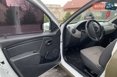 Хэтчбек Dacia Sandero 2009 в Луцке