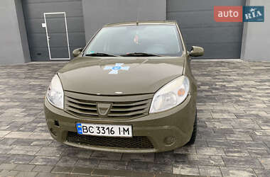 Хэтчбек Dacia Sandero 2009 в Луцке