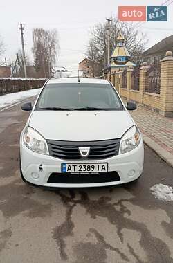 Хэтчбек Dacia Sandero 2008 в Коломые