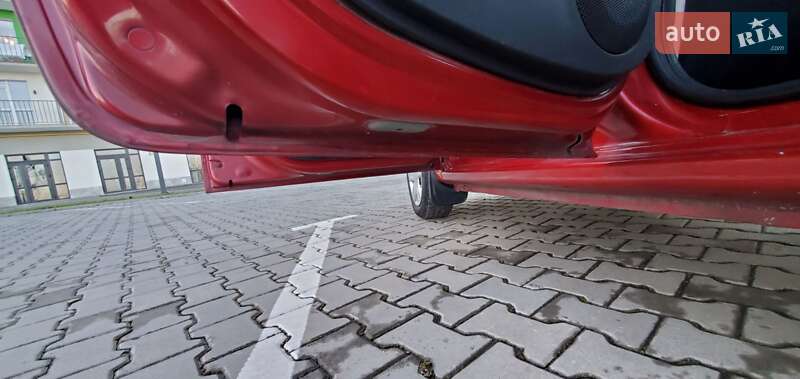 Хэтчбек Dacia Sandero 2012 в Винниках
