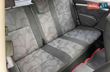 Хэтчбек Dacia Sandero 2009 в 