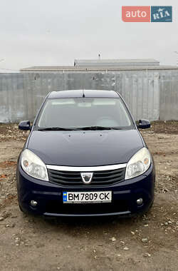 Хетчбек Dacia Sandero 2012 в Конотопі