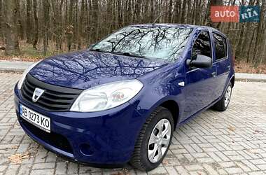 Хетчбек Dacia Sandero 2009 в Вінниці