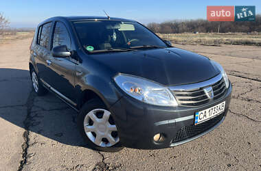 Хетчбек Dacia Sandero 2008 в Тальному