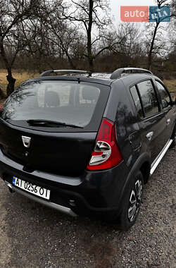 Хэтчбек Dacia Sandero 2011 в Переяславе