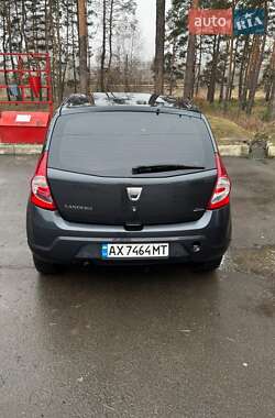 Хэтчбек Dacia Sandero 2010 в Харькове