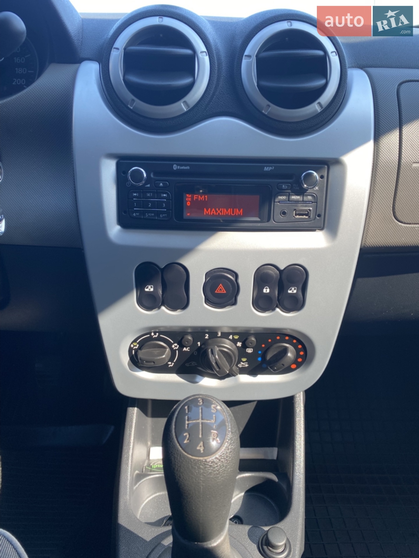 2012 Dacia Sandero - мініатюра 40