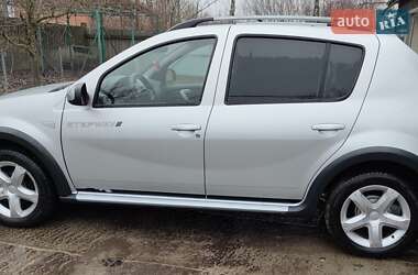 Хэтчбек Dacia Sandero 2010 в Сумах