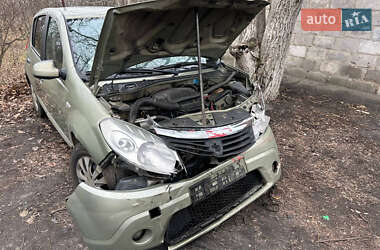 Хетчбек Dacia Sandero 2008 в Дніпрі