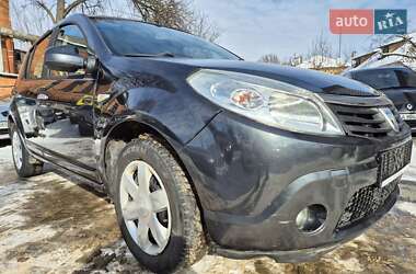 Хетчбек Dacia Sandero 2009 в Сумах