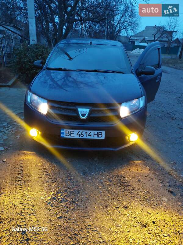 Хетчбек Dacia Sandero 2013 в Миколаєві