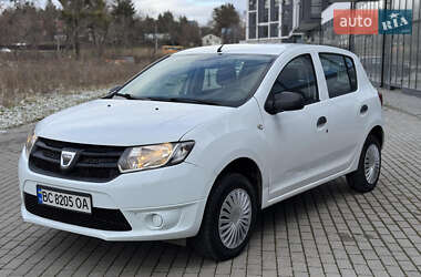 Хетчбек Dacia Sandero 2013 в Рівному