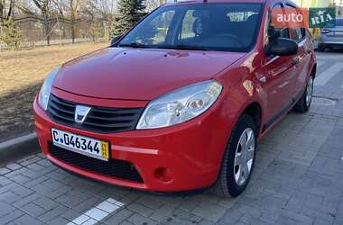 Хэтчбек Dacia Sandero 2009 в Ивано-Франковске