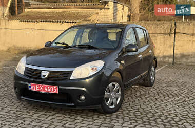 Хетчбек Dacia Sandero 2009 в Луцьку