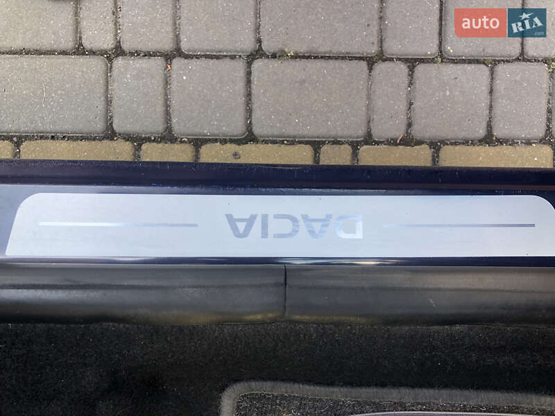 Хэтчбек Dacia Sandero 2014 в Ровно