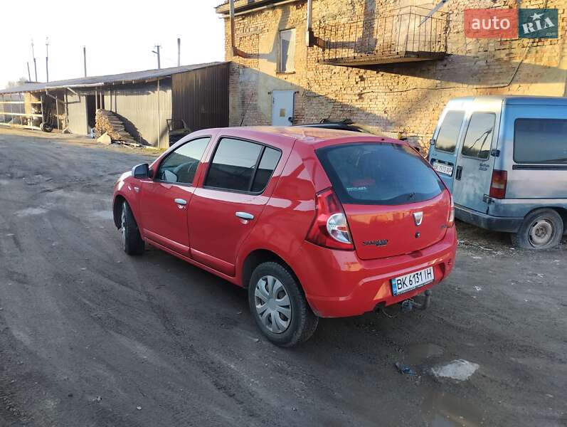 Dacia Sandero 2009