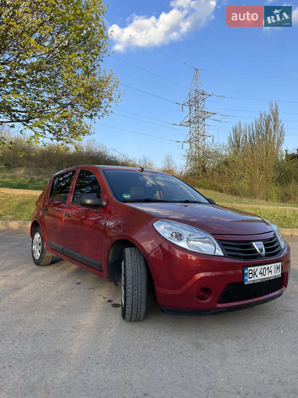 Dacia Sandero 2009