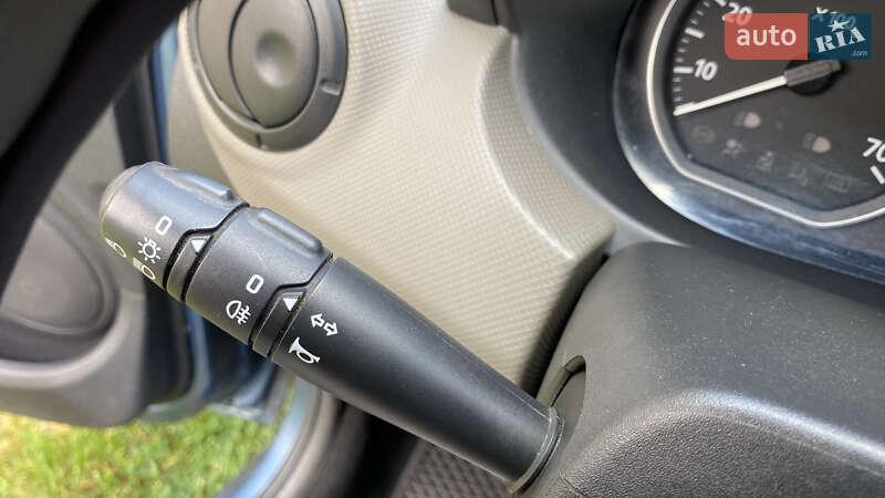 Хэтчбек Dacia Sandero 2008 в Берегово