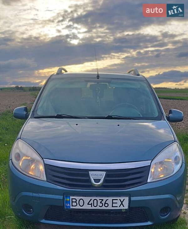 Dacia Sandero 2008