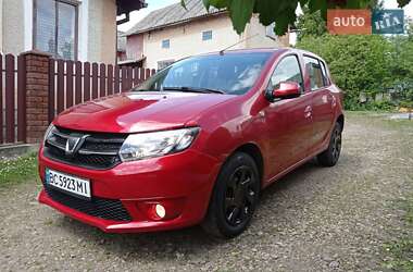 Хетчбек Dacia Sandero 2013 в Кам'янці-Бузькій