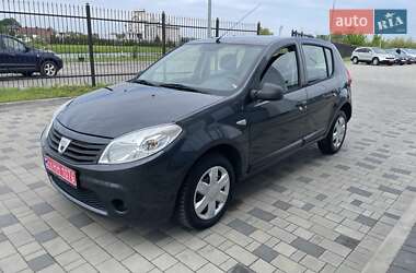 Хетчбек Dacia Sandero 2009 в Ковелі