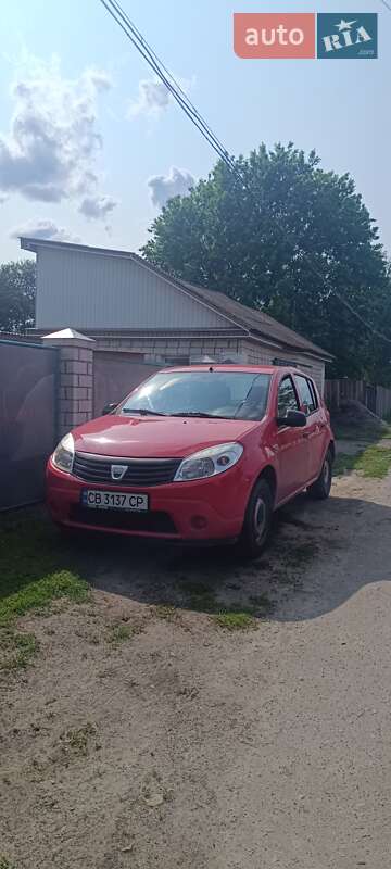 Хетчбек Dacia Sandero 2010 в Ніжині
