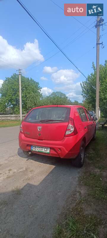 Хетчбек Dacia Sandero 2010 в Ніжині