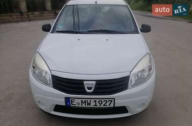 Хэтчбек Dacia Sandero 2009 в Тернополе