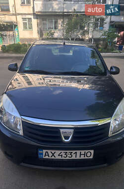 Хэтчбек Dacia Sandero 2010 в Харькове