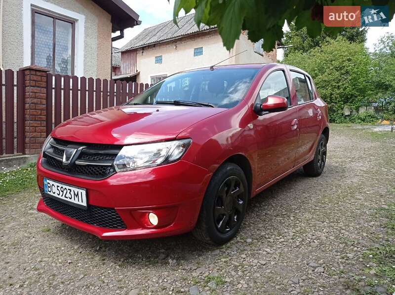 Dacia Sandero 2013