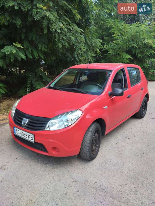 Хетчбек Dacia Sandero 2009 в Запоріжжі