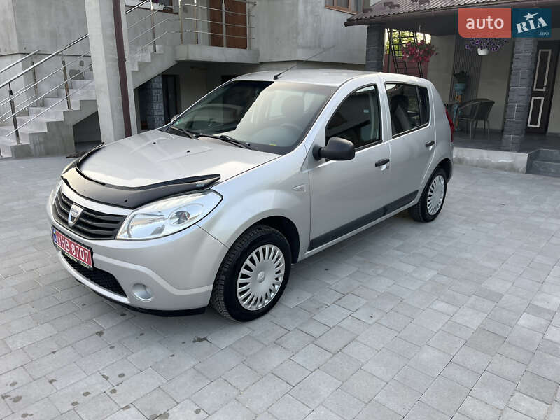 Dacia Sandero 2008