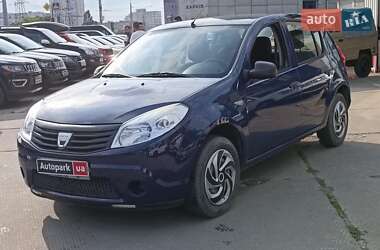 Хэтчбек Dacia Sandero 2009 в Харькове