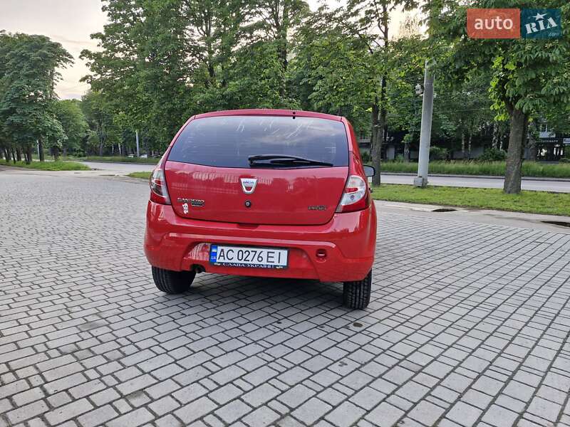 Хэтчбек Dacia Sandero 2008 в Ровно фото 5 Хэтчбек Dacia Sandero 2008 в Ровно