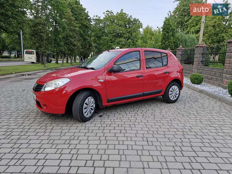 Хэтчбек Dacia Sandero 2008 в Ровно фото 10 Хэтчбек Dacia Sandero 2008 в Ровно