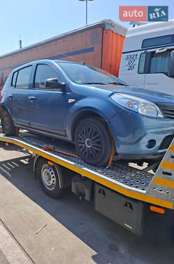 Хэтчбек Dacia Sandero 2009 в Луцке