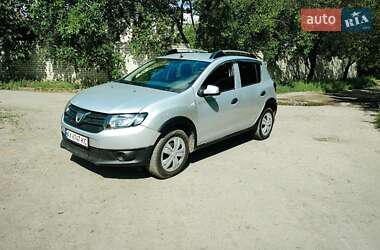 Хэтчбек Dacia Sandero 2014 в Харькове