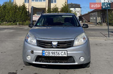 Хэтчбек Dacia Sandero 2009 в Киеве