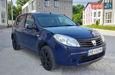 Хетчбек Dacia Sandero 2008 в Вінниці