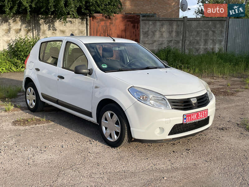 Dacia Sandero 2009