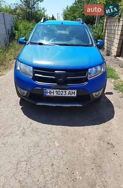Хэтчбек Dacia Sandero 2013 в Черноморске