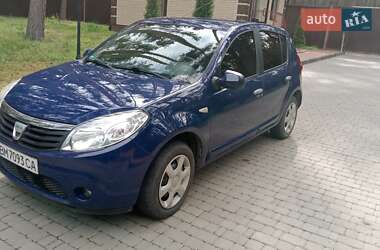 Хетчбек Dacia Sandero 2009 в Сумах