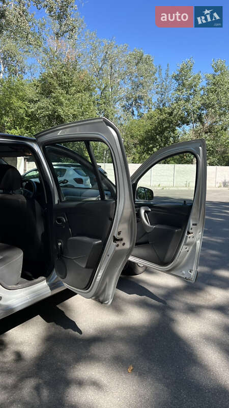 Хетчбек Dacia Sandero 2011 в Новомосковську фото 14 Хетчбек Dacia Sandero 2011 в Новомосковську